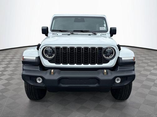 Bright White Clearcoat 2026 Jeep Wrangler 4-Door 85th Anniversary Edition