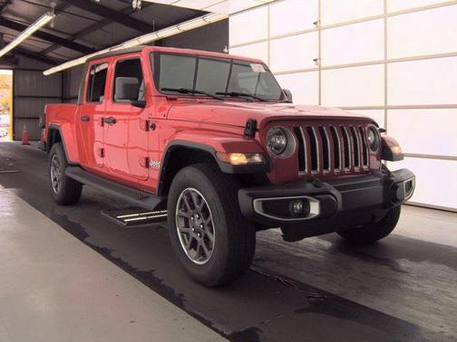 2021 Jeep Gladiator Overland