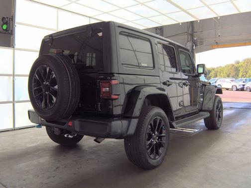 Black Clearcoat 2023 Jeep Wrangler 4xe Sahara