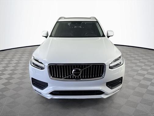 2021 Volvo XC90 T5 Momentum