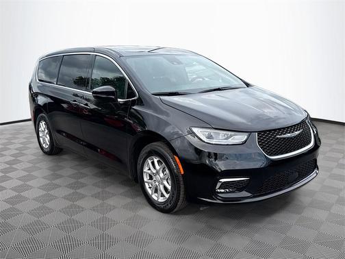 2026 Chrysler Pacifica L