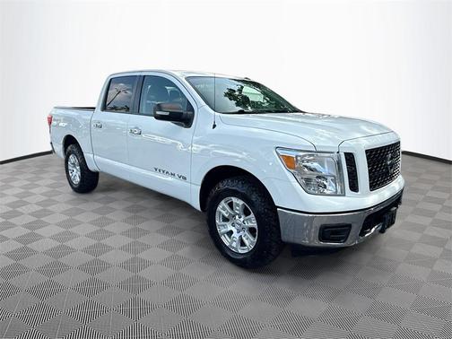 2019 Nissan Titan SV