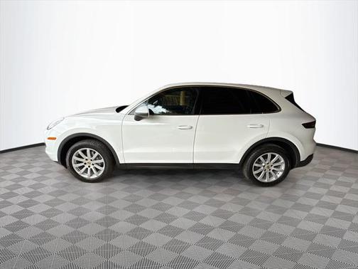 2019 Porsche Cayenne Base