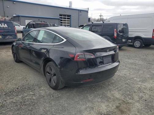 2018 Tesla Model 3 Mid Range