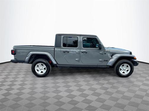2022 Jeep Gladiator Sport S