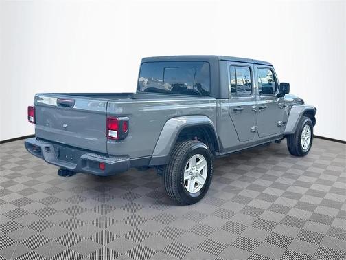 2022 Jeep Gladiator Sport S