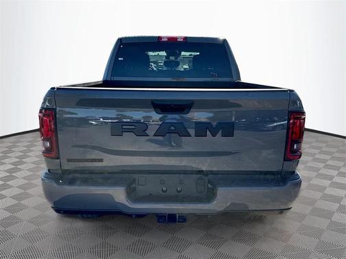 2026 RAM 2500 Big Horn Crew Cab 4x2 6'4' Box
