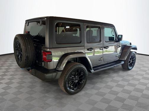 Granite Crystal Metallic Clearcoat 2023 Jeep Wrangler 4xe Sahara