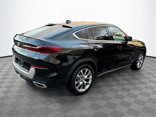 2021 BMW X6 xDrive40i