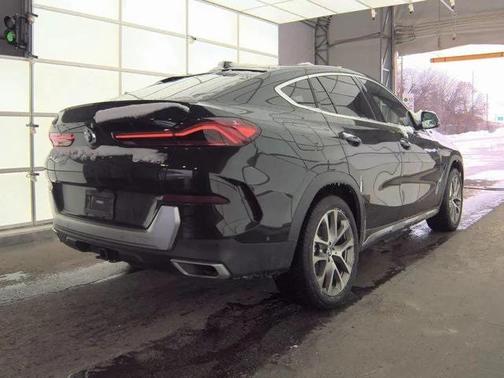 2021 BMW X6 xDrive40i