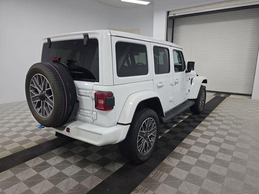 Bright White Clearcoat 2023 Jeep Wrangler 4xe Sahara High Altitude