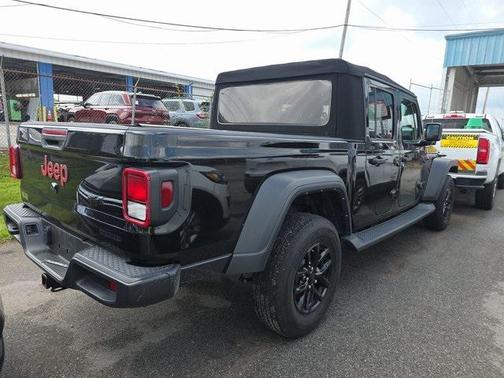 2021 Jeep Gladiator Sport S
