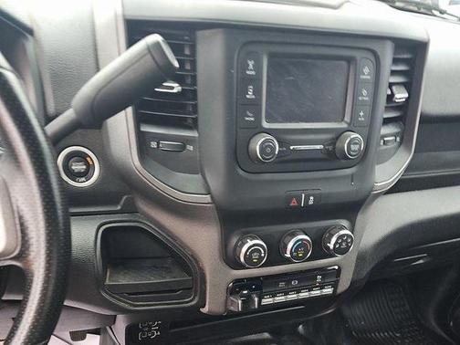 2022 RAM 2500 Tradesman Crew Cab 4x4 6'4' Box