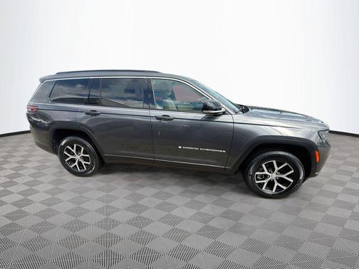 Baltic Gray Metallic Clearcoat 2024 Jeep Grand Cherokee L Limited