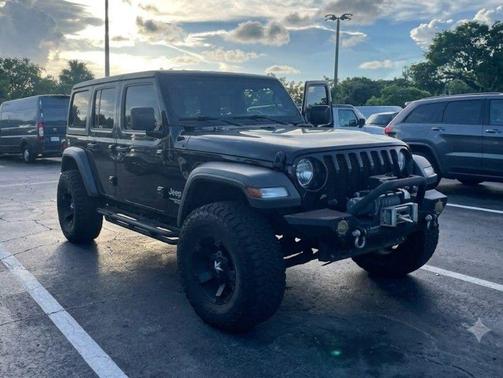 Black Clearcoat 2018 Jeep Wrangler Unlimited Sport