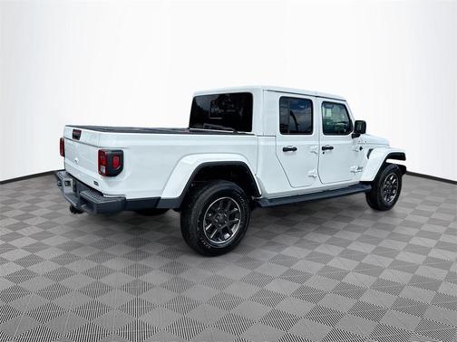 2021 Jeep Gladiator Overland