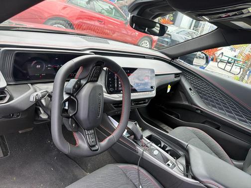 Diamond Black Crystal Pearlcoat 2025 Dodge Charger Daytona R/T