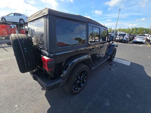 Black Clearcoat 2022 Jeep Wrangler Unlimited 4xe Sahara