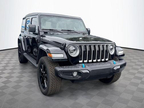 Black Clearcoat 2022 Jeep Wrangler Unlimited 4xe Sahara