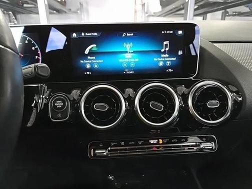 2021 Mercedes-Benz GLA 250 Base 4MATIC