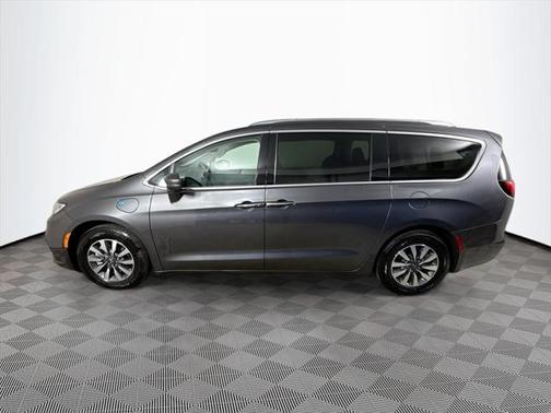 2021 Chrysler Pacifica Hybrid Touring L