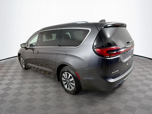 2021 Chrysler Pacifica Hybrid Touring L
