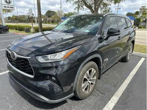 2020 Toyota Highlander XLE