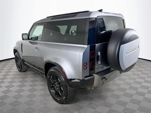 2022 Land Rover Defender 90 X-Dynamic S