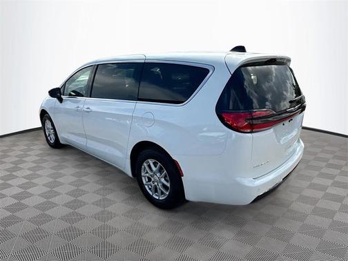 2026 Chrysler Pacifica L