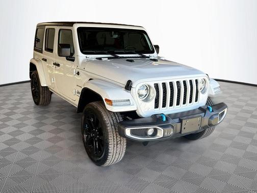 Bright White Clearcoat 2023 Jeep Wrangler 4xe Sahara
