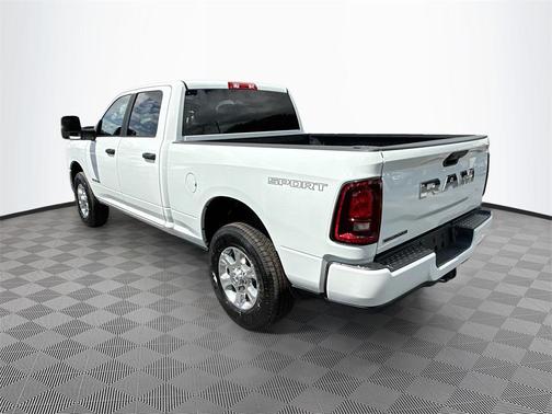 2025 RAM 2500 Big Horn Crew Cab 4x2 6'4' Box