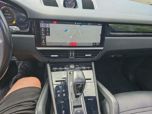 2020 Porsche Cayenne Base