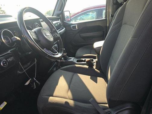2022 Jeep Gladiator Altitude 4x4