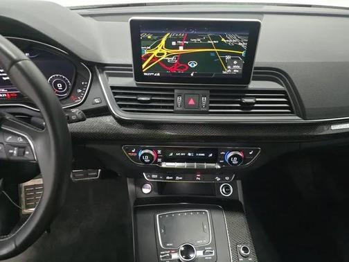 2018 Audi SQ5 3.0T Premium Plus