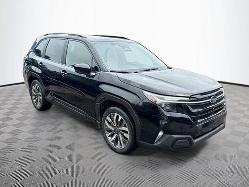 Crystal Black Silica 2025 Subaru Forester Touring