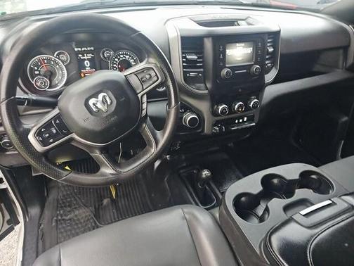 2023 RAM 2500 Tradesman Crew Cab 4x4 8' Box