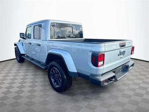2023 Jeep Gladiator Overland