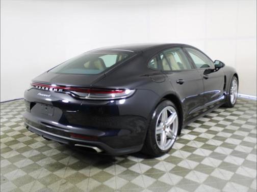 2021 Porsche Panamera 4