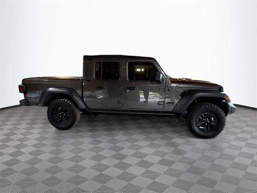 2021 Jeep Gladiator Sport