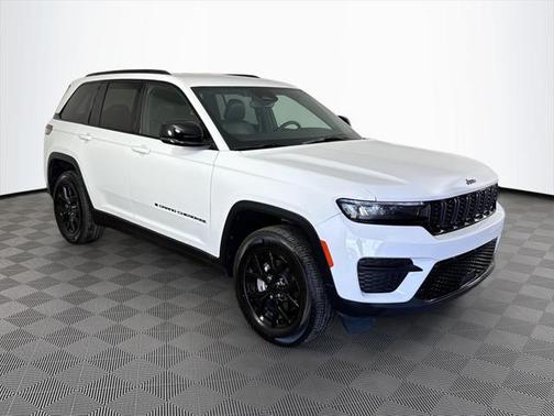 2024 Jeep Grand Cherokee Altitude