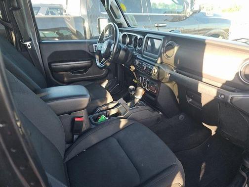 2021 Jeep Gladiator Sport S
