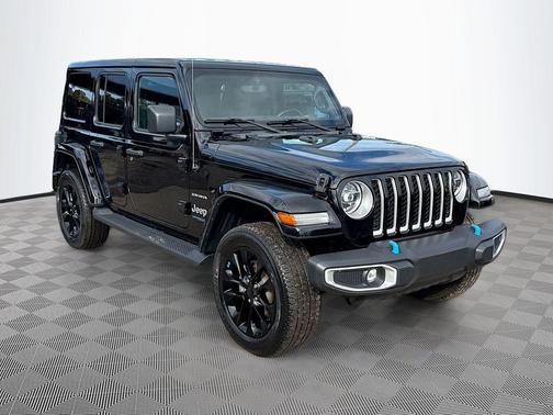 Black Clearcoat 2022 Jeep Wrangler Unlimited 4xe Sahara