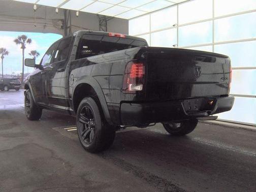 2024 RAM 1500 Classic Warlock Crew Cab 4x4 5'7' Box