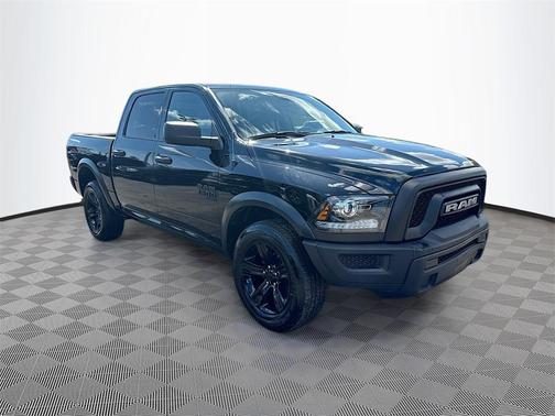 2024 RAM 1500 Classic Warlock Crew Cab 4x4 5'7' Box