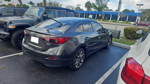 2018 Mazda Mazda3 Touring