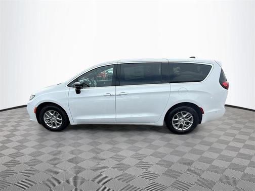 2025 Chrysler Pacifica L