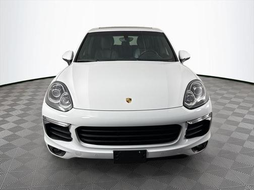 2018 Porsche Cayenne Base