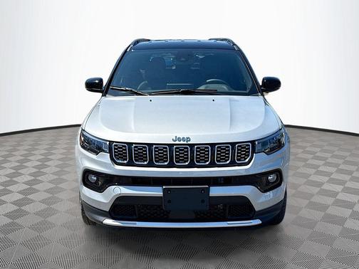 Silver Zynith Metallic Clearcoat 2026 Jeep Compass Limited