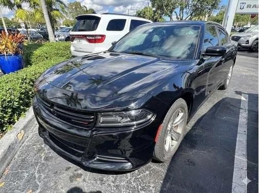 2016 Dodge Charger SXT