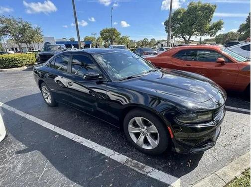 2016 Dodge Charger SXT